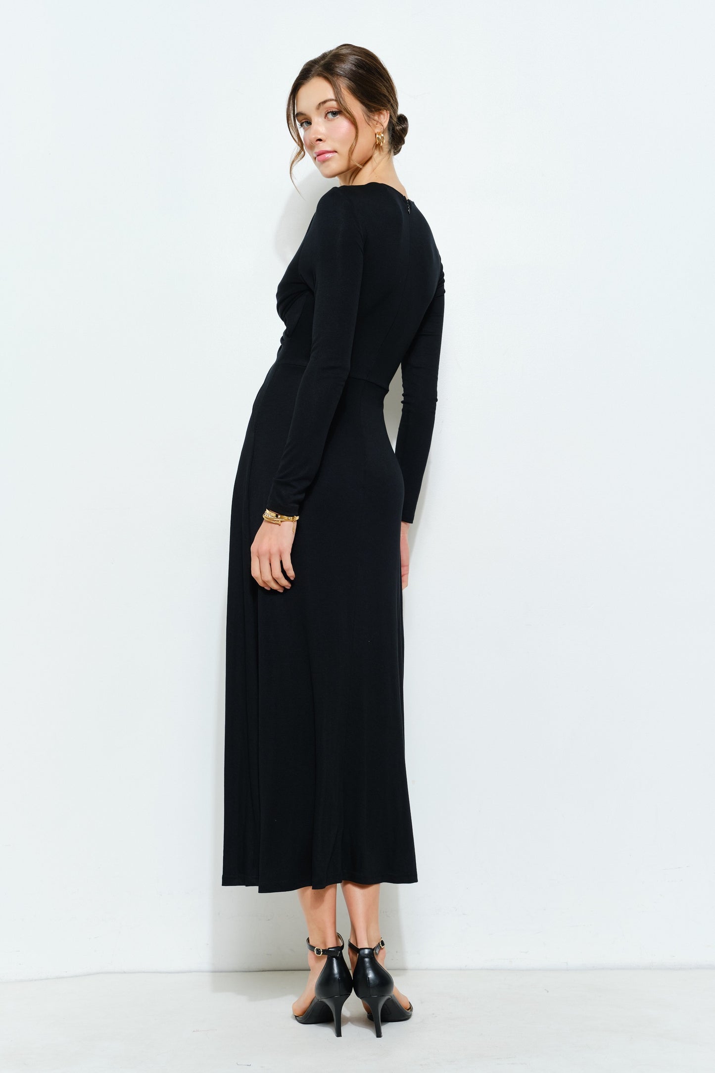 Twist cutout dress