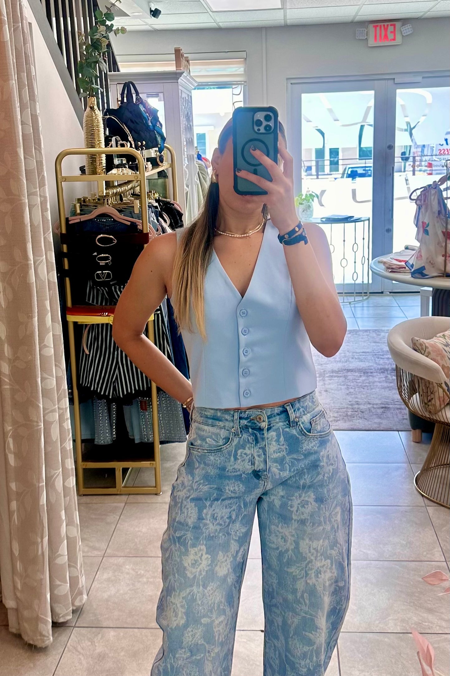 Flower Style Barrel Jean