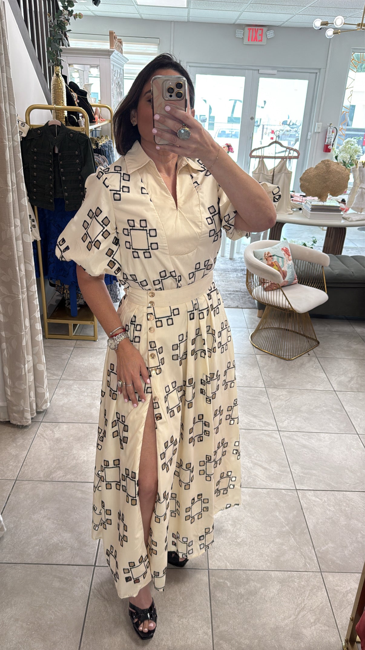 Geometric Resort Set