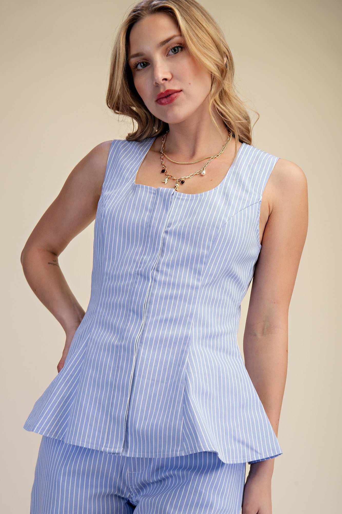 Harbor Keepsake Top