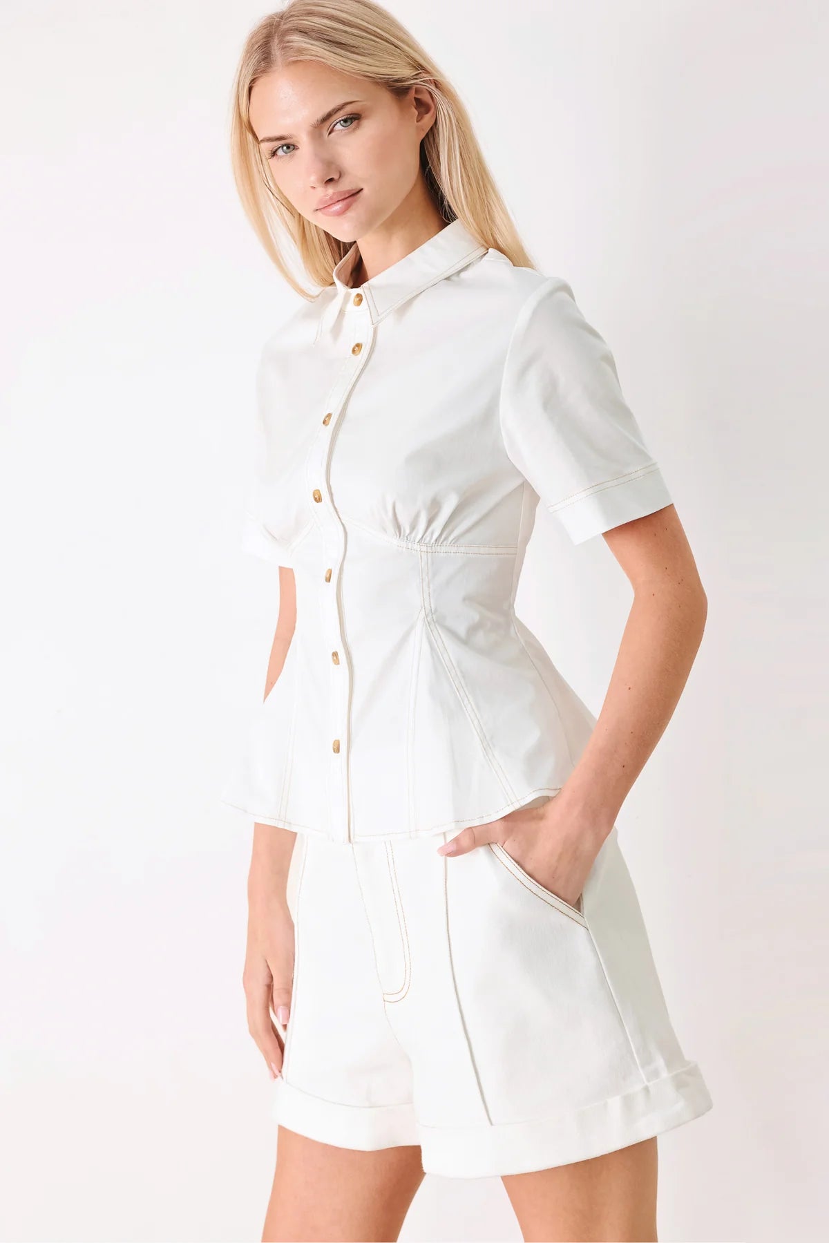 Made for sunshine Short
